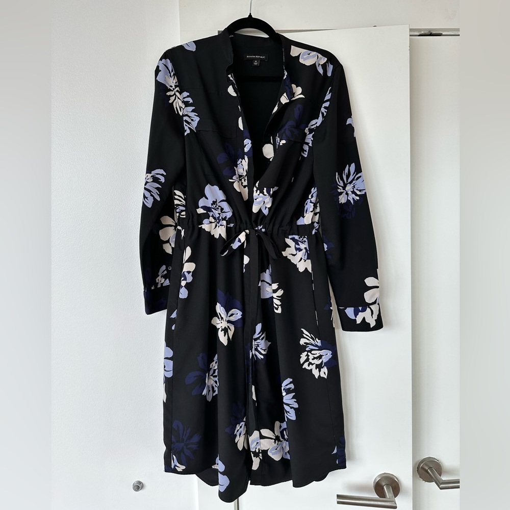 Banana Republic button up tie maxi dress